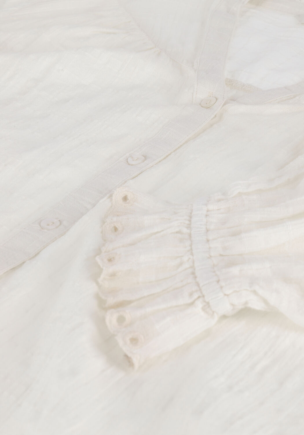 Creme MKT STUDIO  HENORA - large