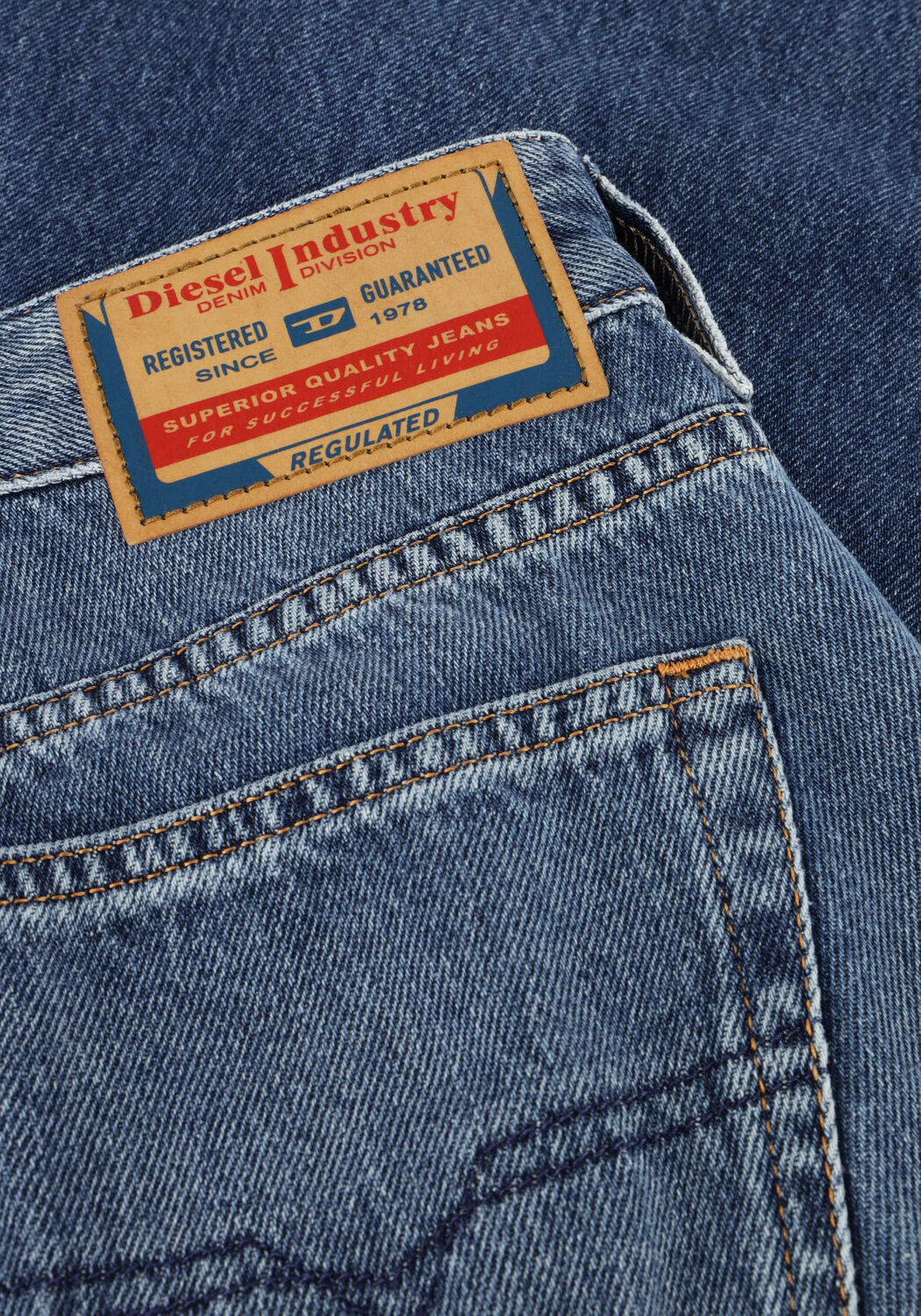 DIESEL Flared jeans 1970 D-BLEESS en bleu - large
