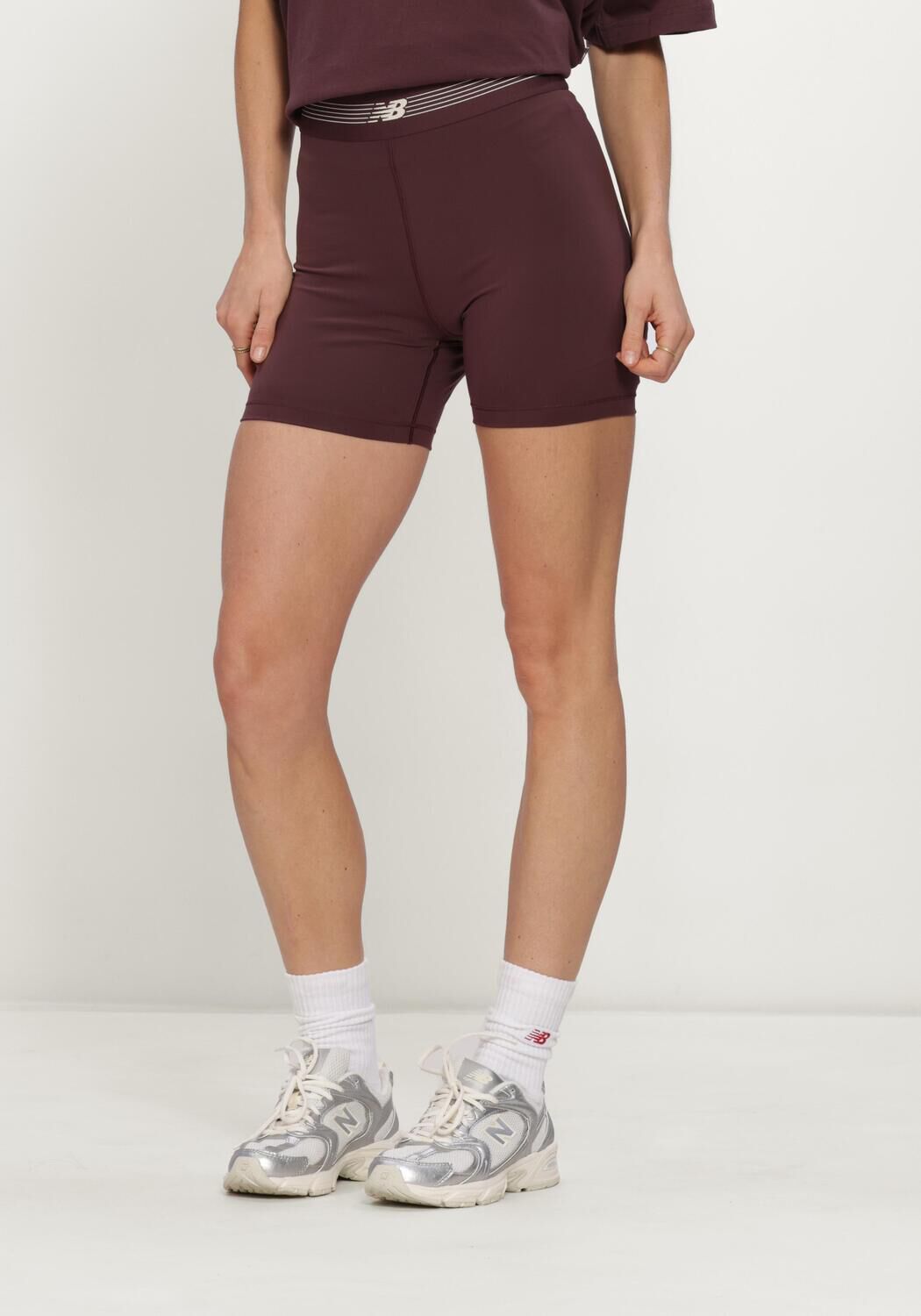 NEW BALANCE Cuissard AC FITTED SHORT 5" Bordeaux - large