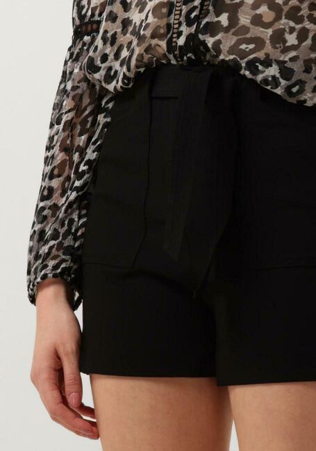 GUESS VALENTINA SHORTS Pantalons en noir - large