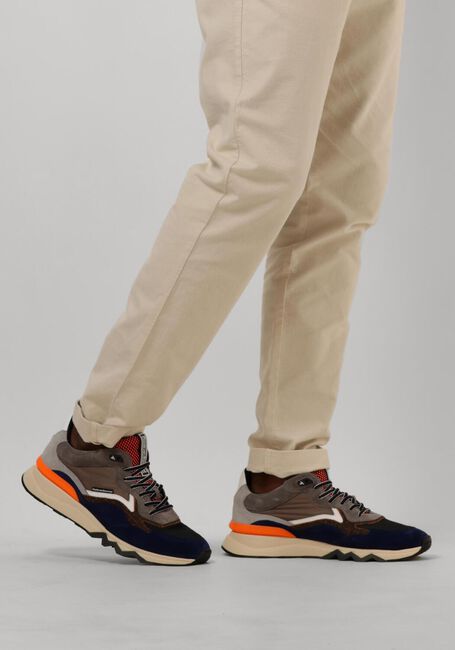 FLORIS VAN BOMMEL Baskets basses SFM-10178 DE ZAGER en orange - large