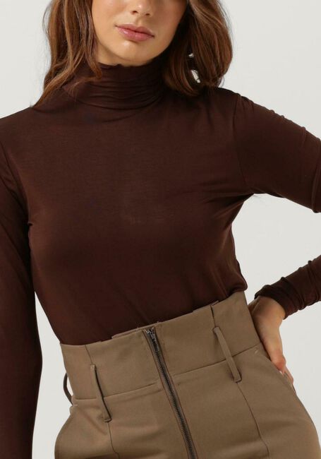 CC HEART Col roulé SOFIA TURTLENECK BLOUSE en marron - large