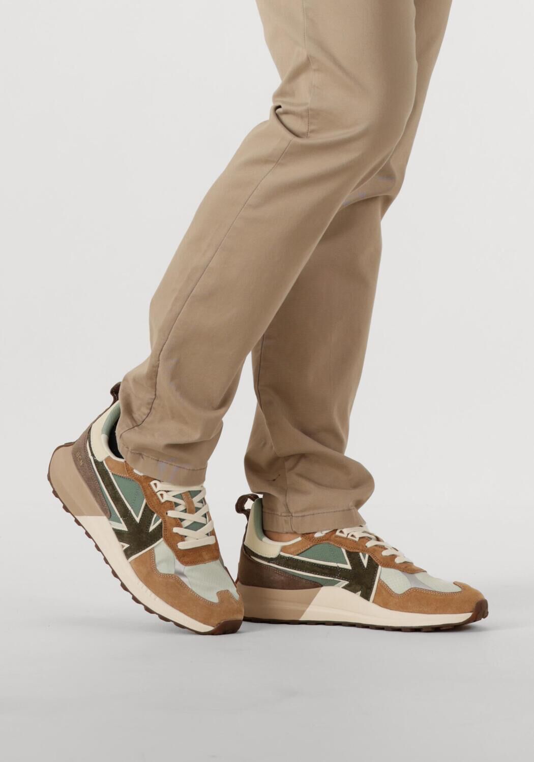 Bruine KAOTIKO Sneakers VANCOUVER - large