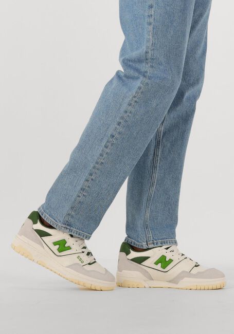 NEW BALANCE Baskets basses BB550 M en vert - large