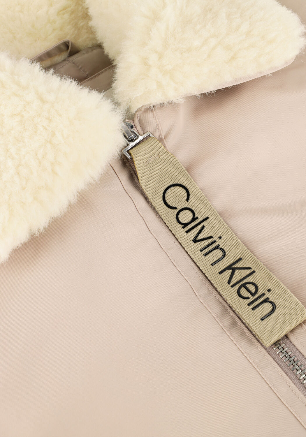 CALVIN KLEIN Jack SATIN AVIATOR en gris - large