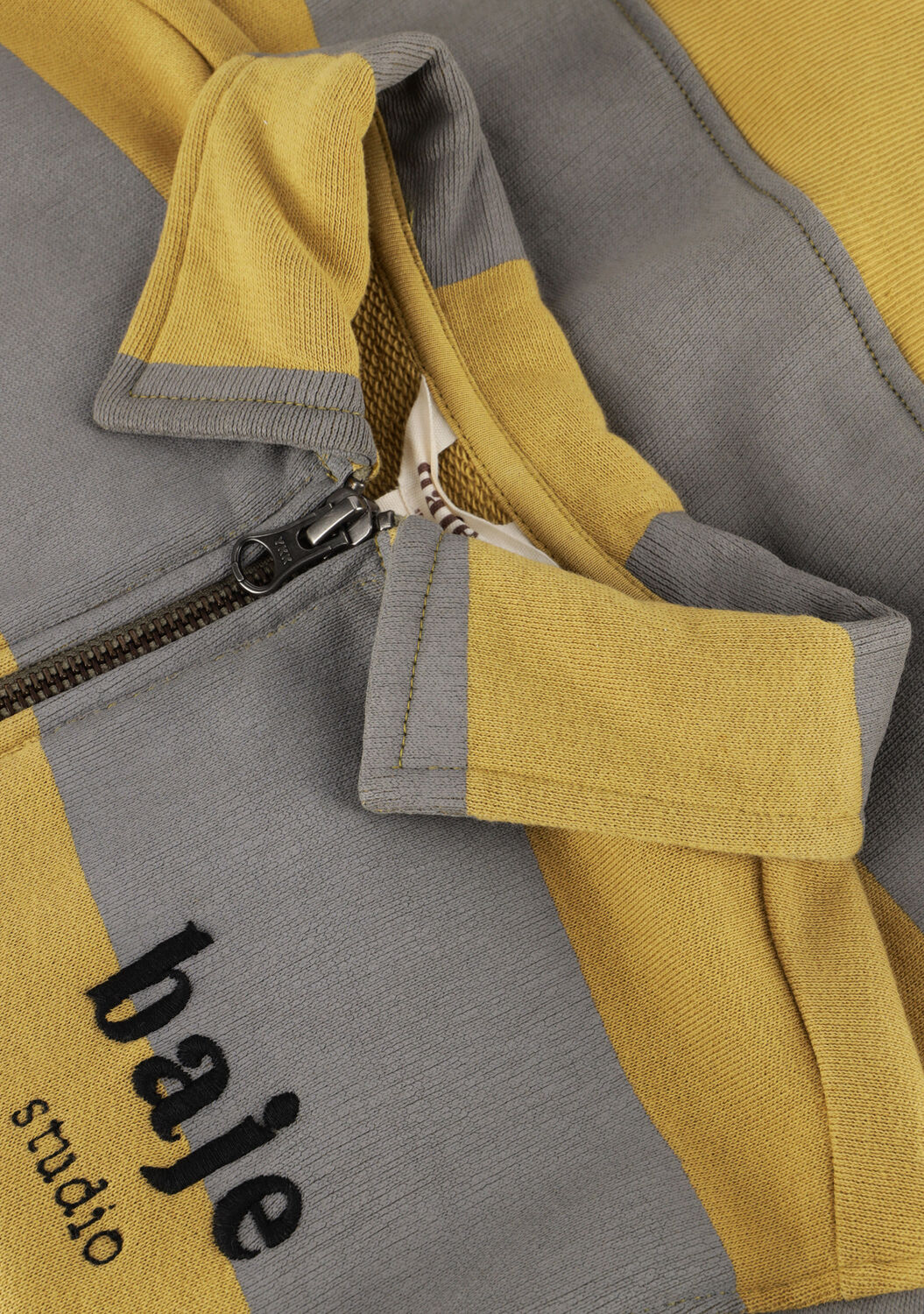 BAJE STUDIO Pull MORLON en jaune - large