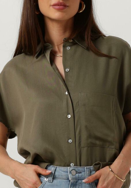 KNIT-TED Haut JADE en vert - large