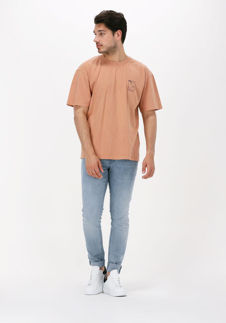 Oranje EDWIN T-shirt KISSU CHEST NATURAL TS - large