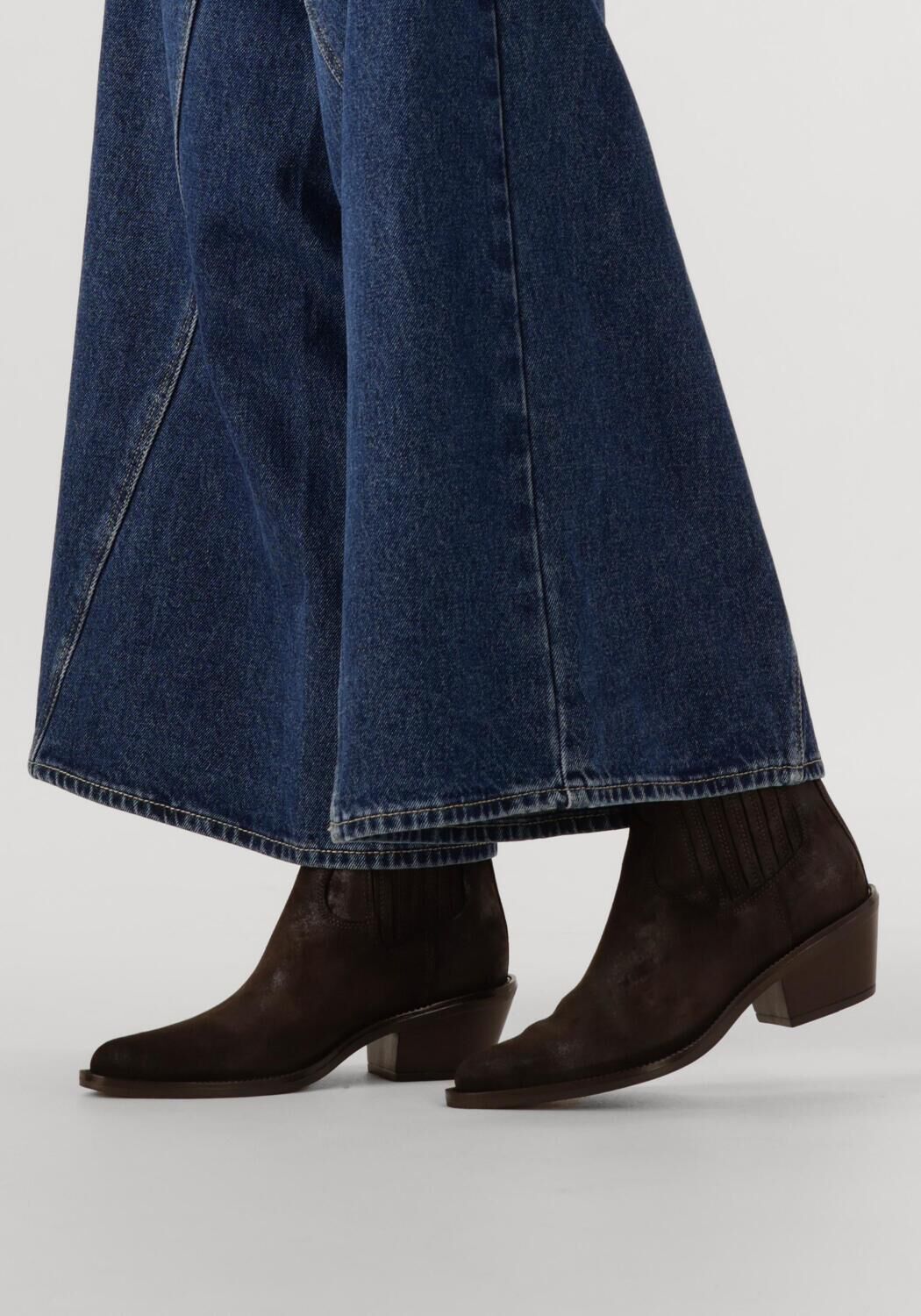 Bruine BLASZ Enkellaarsjes L91204 - large