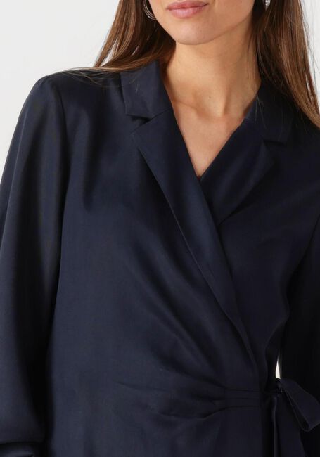 ANOTHER LABEL Mini robe MILOU DRESS L/S en noir - large