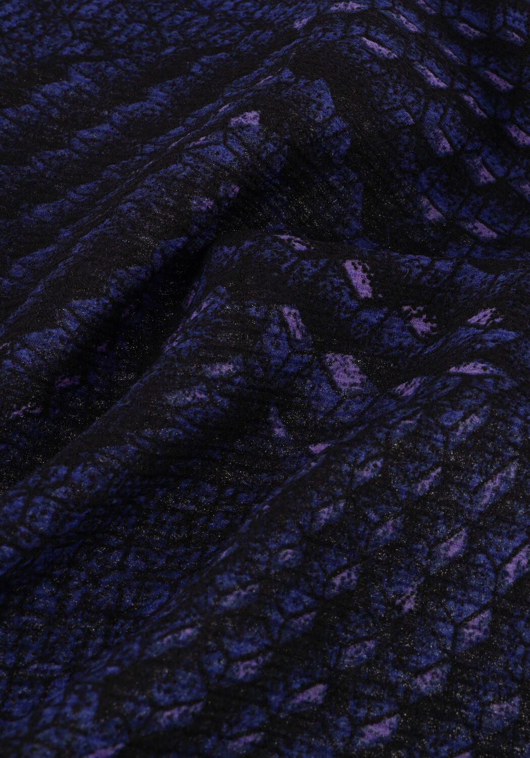 Donkerblauwe ALIX THE LABEL  GRAPHIC RAFFLE BLOUSE - large