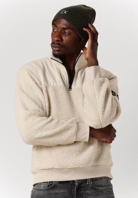 CALVIN KLEIN Pull BADGE SHERPA HALF ZIP HWK en beige - large