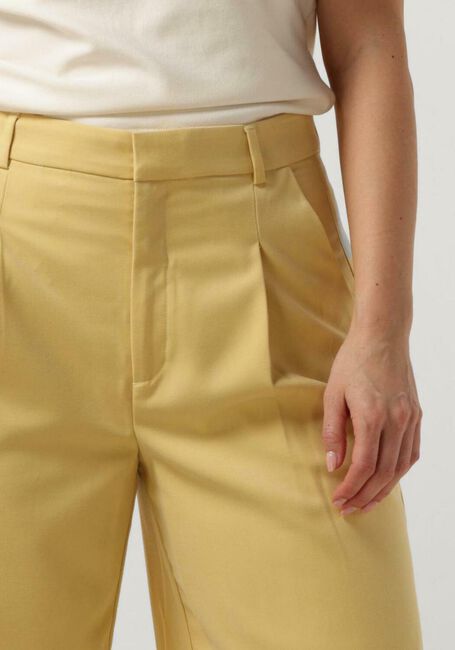 GESTUZ Pantalon PAULA WIDE PANTS en jaune - large