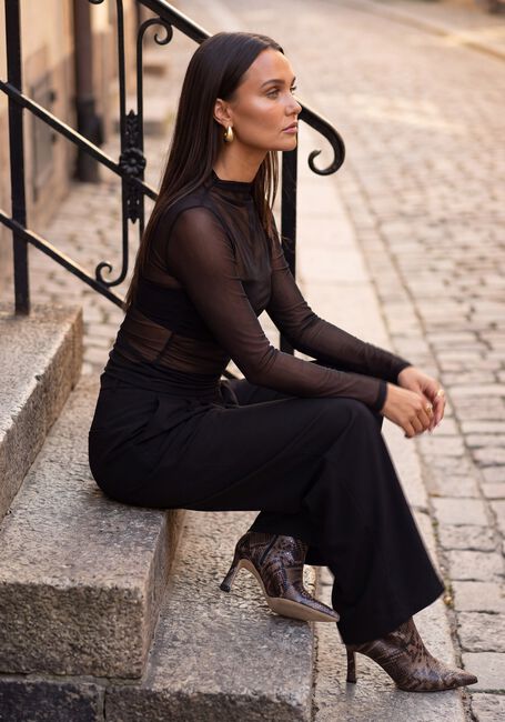 EDITED Haut INGE TOP en noir - large