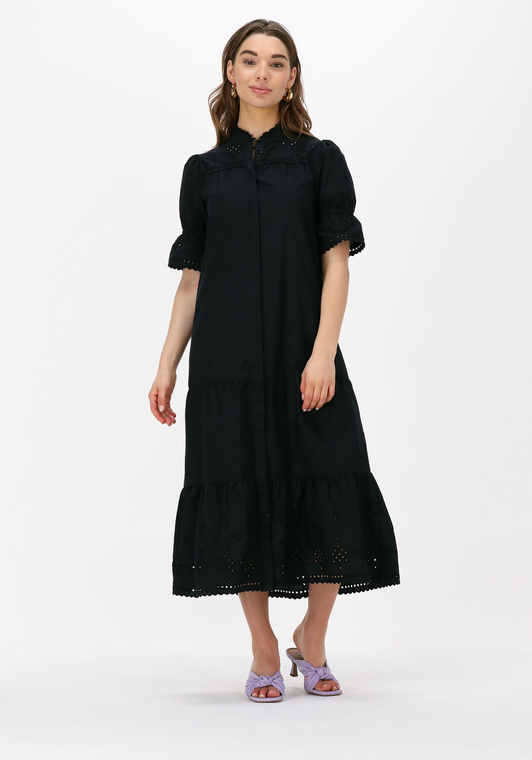 Zwarte LEVETE ROOM Midi jurk RIKO 1 DRESS Omoda