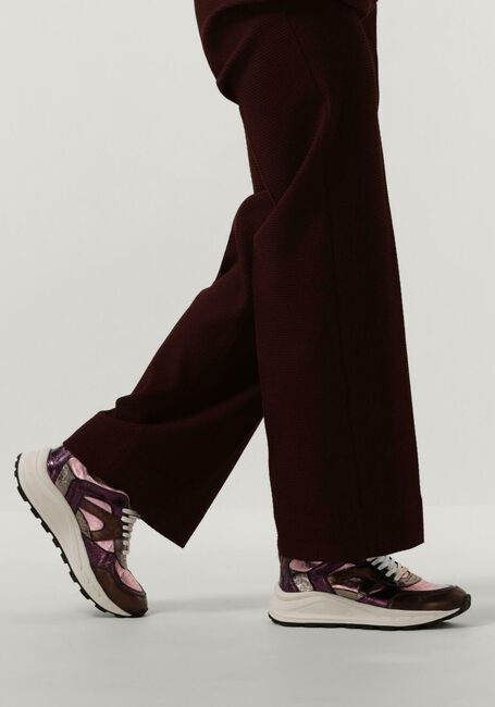 FRED DE LA BRETONIERE Baskets basses HAZEL LOW en rose - large