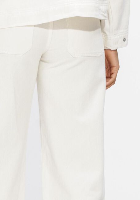 Witte WITHBLACK Broeken/jumpsuits WBLPEYTON GALA MW BARREL PANT - large