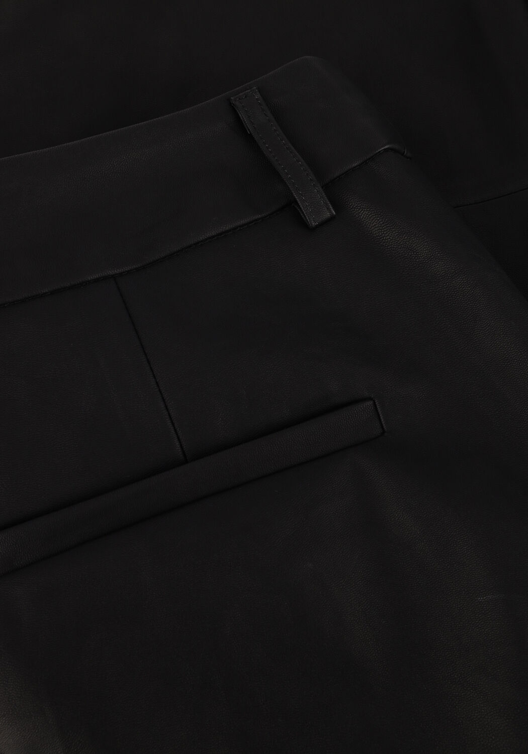 MINUS Pantalon TASJA MID WAIST PU PANT en noir - large