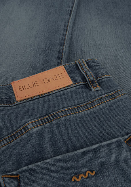 SUMMUM Flared jeans FLARED JEANS LIGHT WEIGHT COTTON (4S2153) en bleu - large