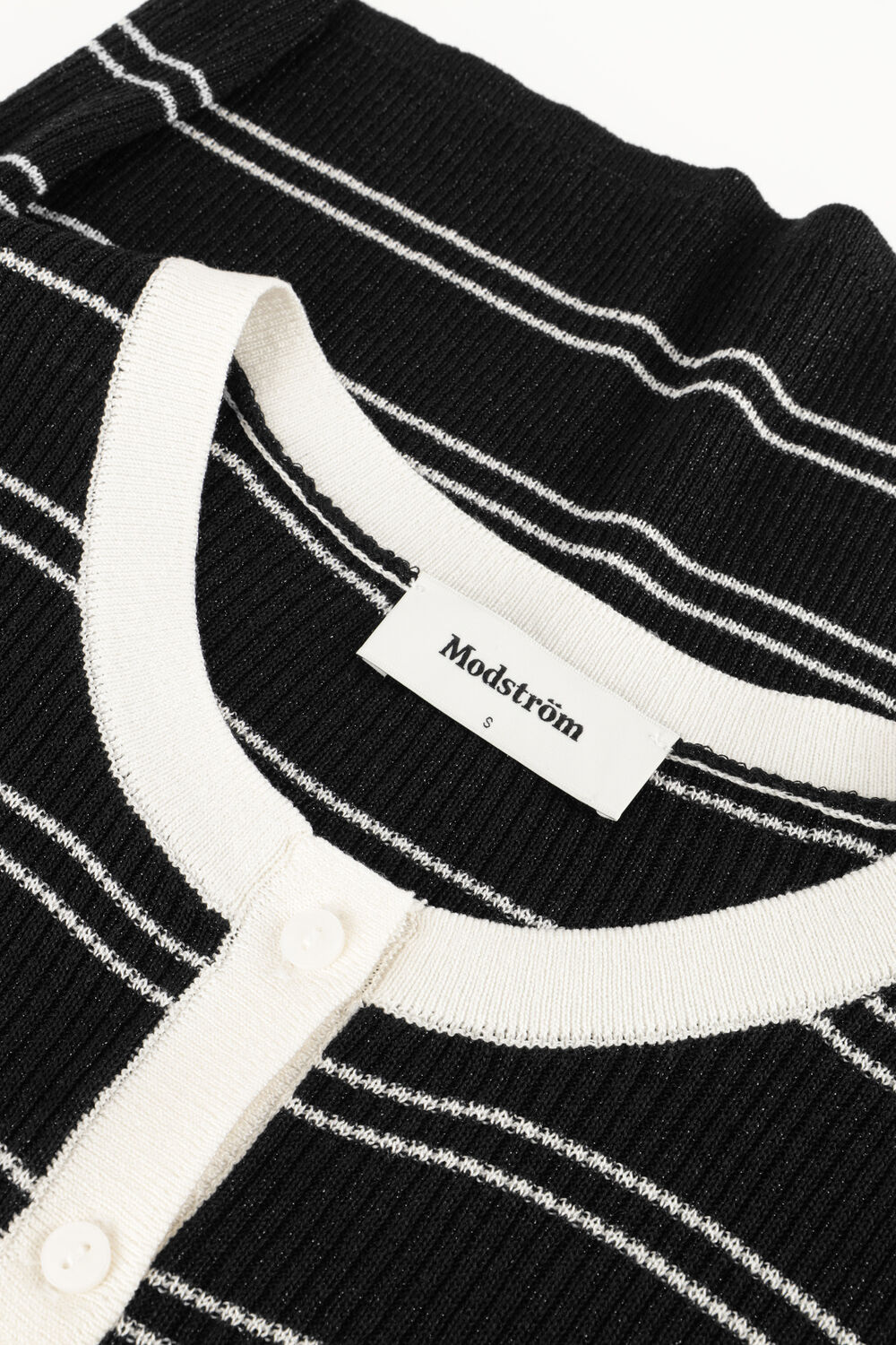 MODSTR&Ouml;M Haut PACIFICOMD SS POLO en noir - large