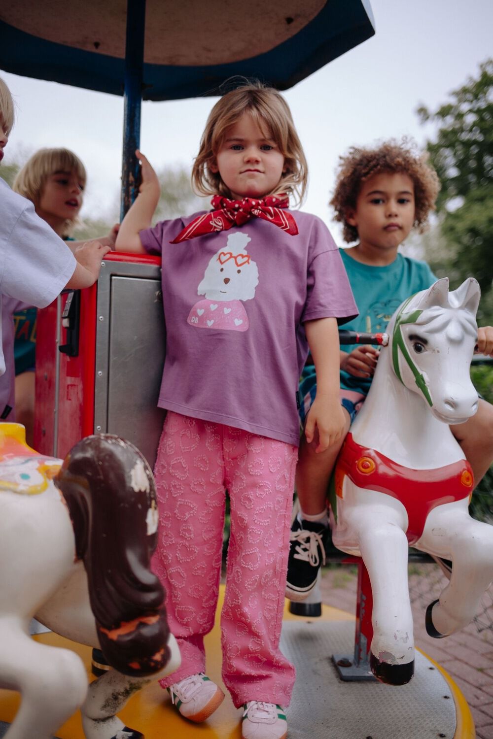 Fuchsia DAILY BRAT T-shirt KITTY KAT T-SHIRT - large