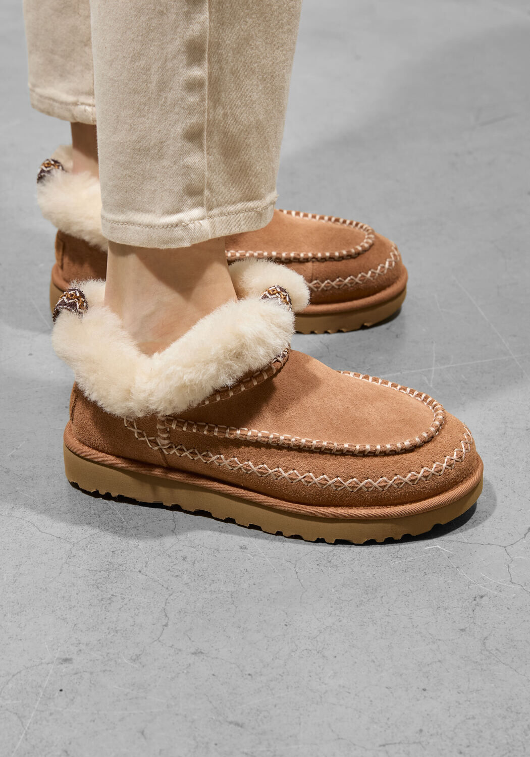 Bruine UGG  CLASSIC ULTRA MINI ALPINE - medium