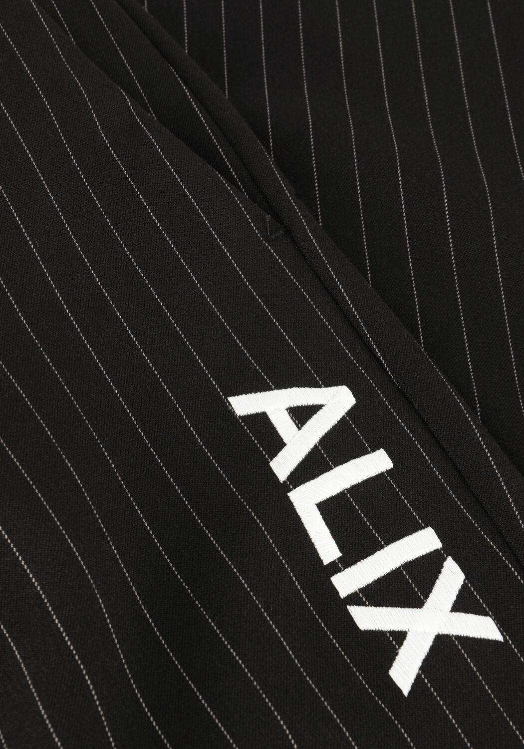 ALIX THE LABEL Pantalon LADIES WOVEN RELAXED MIXED SUIT PANTS en noir - large