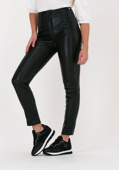 JOSH V Pantalon MARYM en noir - large