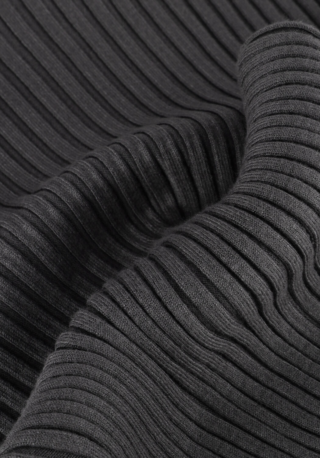 AAIKO BENTE VIS 300 Hauts & T-shirts en gris - large