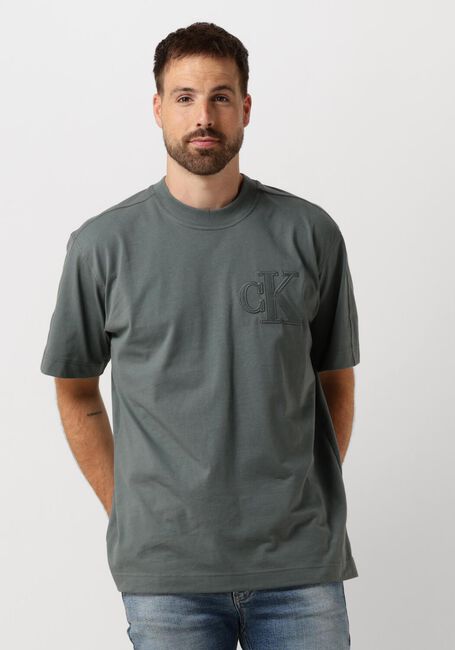 CALVIN KLEIN T-shirt CK APPLIQUE TEE en gris - large