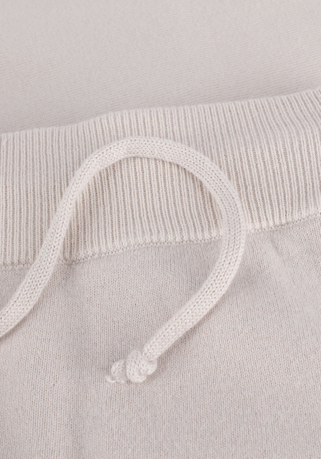 KNIT-TED CLARA Pantalons Sable - large