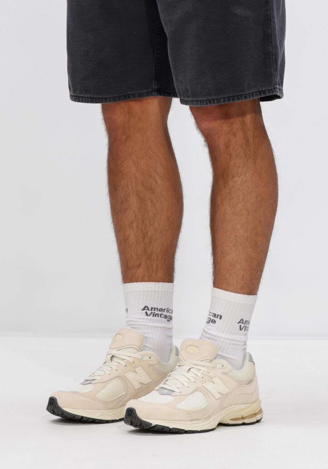 Beige NEW BALANCE Sneakers M2002R M - large