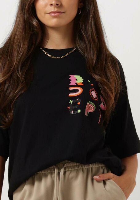 REFINED DEPARTMENT T-shirt BRUNA en noir - large