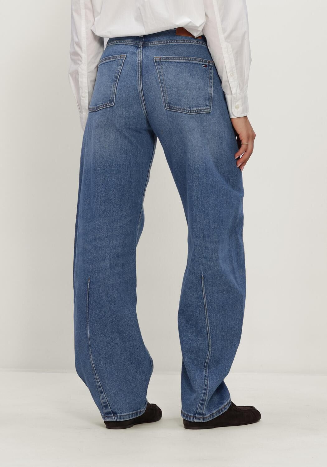 Blauwe TOMMY JEANS Wide jeans ELLA HIGH RISE BARREL BJ0133 - large