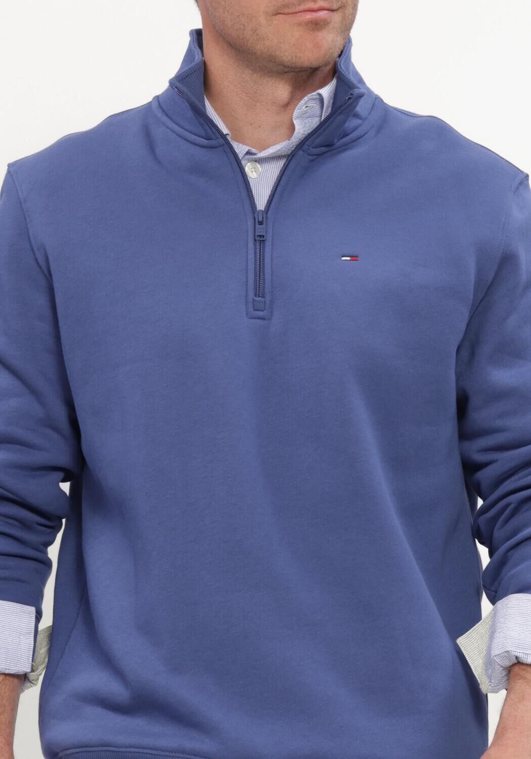 TOMMY JEANS Chandail TJM REG FLEECE 1/4ZIP MOCK NECK en bleu - large