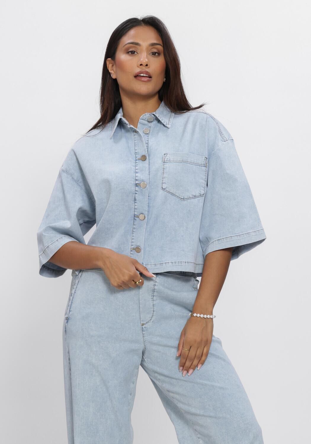 Blauwe JANSEN AMSTERDAM Spijkerjas MABEL JASJE LLBD 732 LIGHT DEMIN SHORT SLEEVE WIDE FIT - large