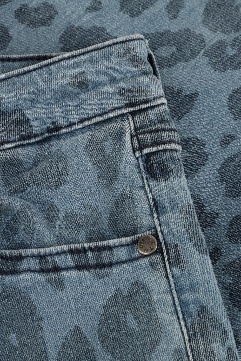 Blauwe RETOUR Wide jeans MENDY - large