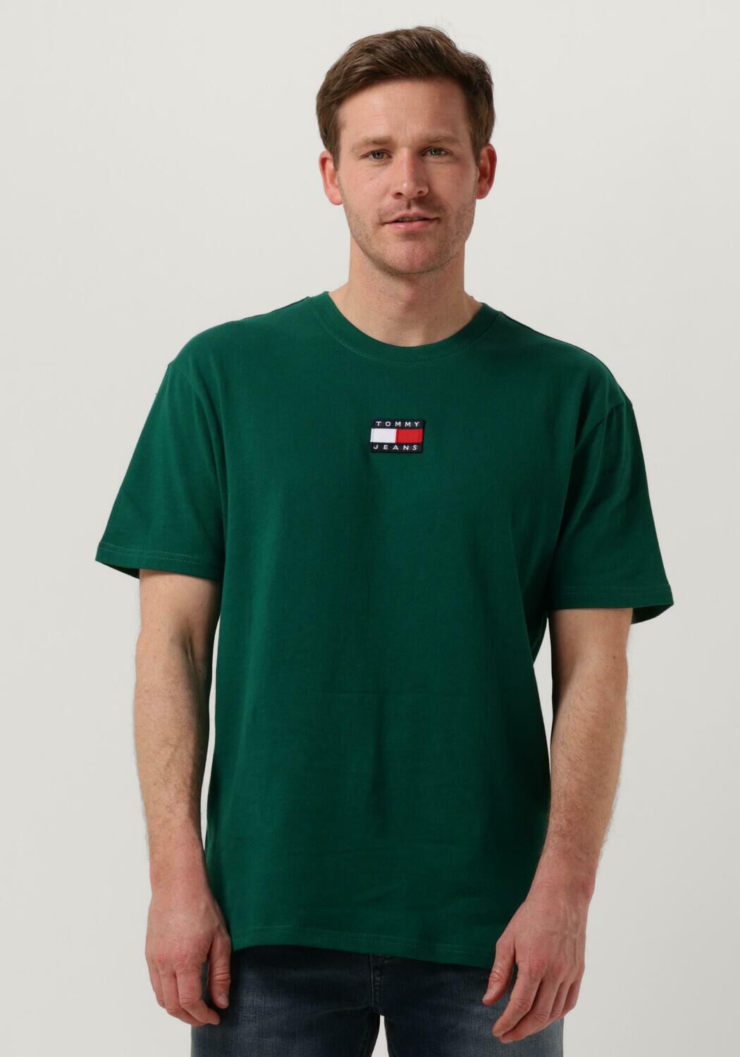 tommy jeans t shirt tjm tommy badge tee vert fonc