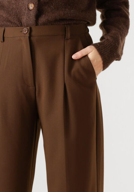 Bruine ANOTHER LABEL Broeken/jumpsuits MOORE PLEATED PANTS - large