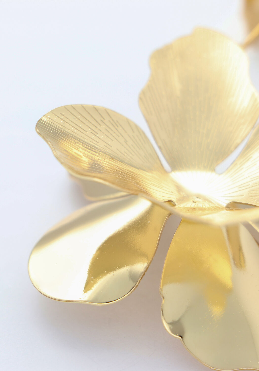 NOTRE-V Boucles d'oreilles BIG FLOWERS Dor&eacute; - large