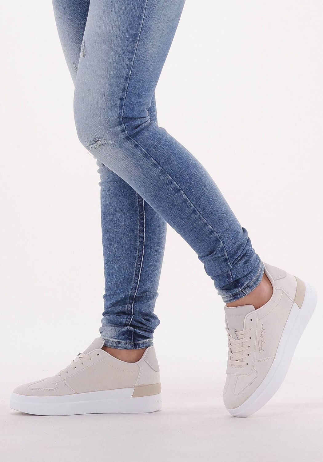 Tommy hilfiger lage best sale sneakers