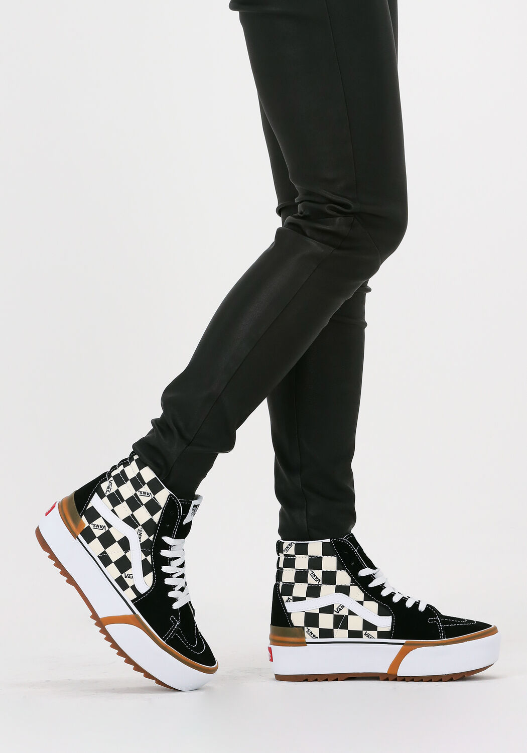 Hoge zwarte vans dames hotsell