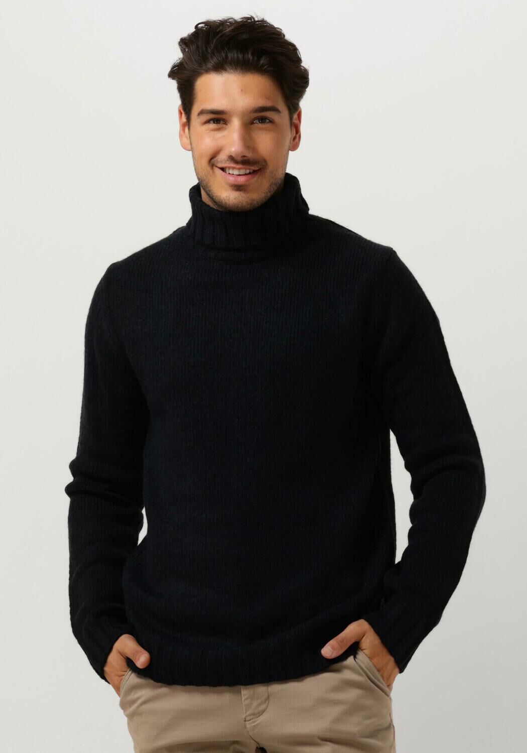 Blauwe DSTREZZED Coltrui OVE TURTLE NECK Omoda