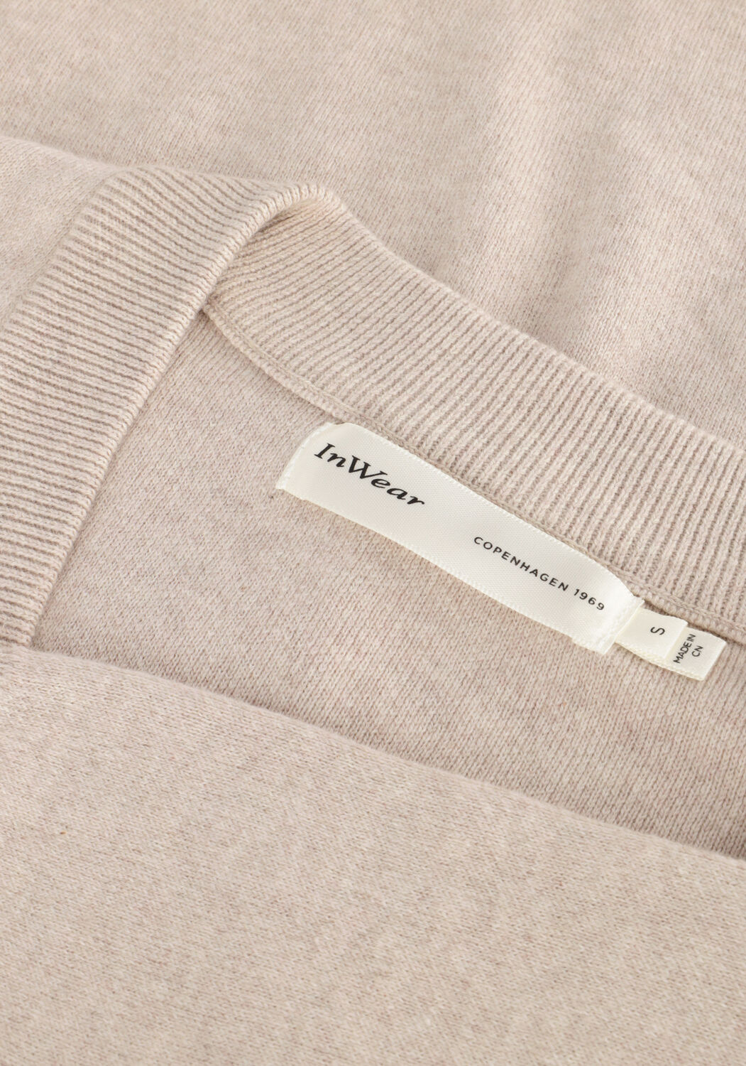 INWEAR Pull FOSTERIW V-NECK en taupe - large