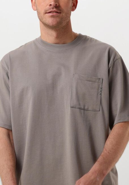 SCOTCH & SODA T-shirt 3 CROSSES LOOSE FIT CHEST POCKET T-SHIRT en gris - large
