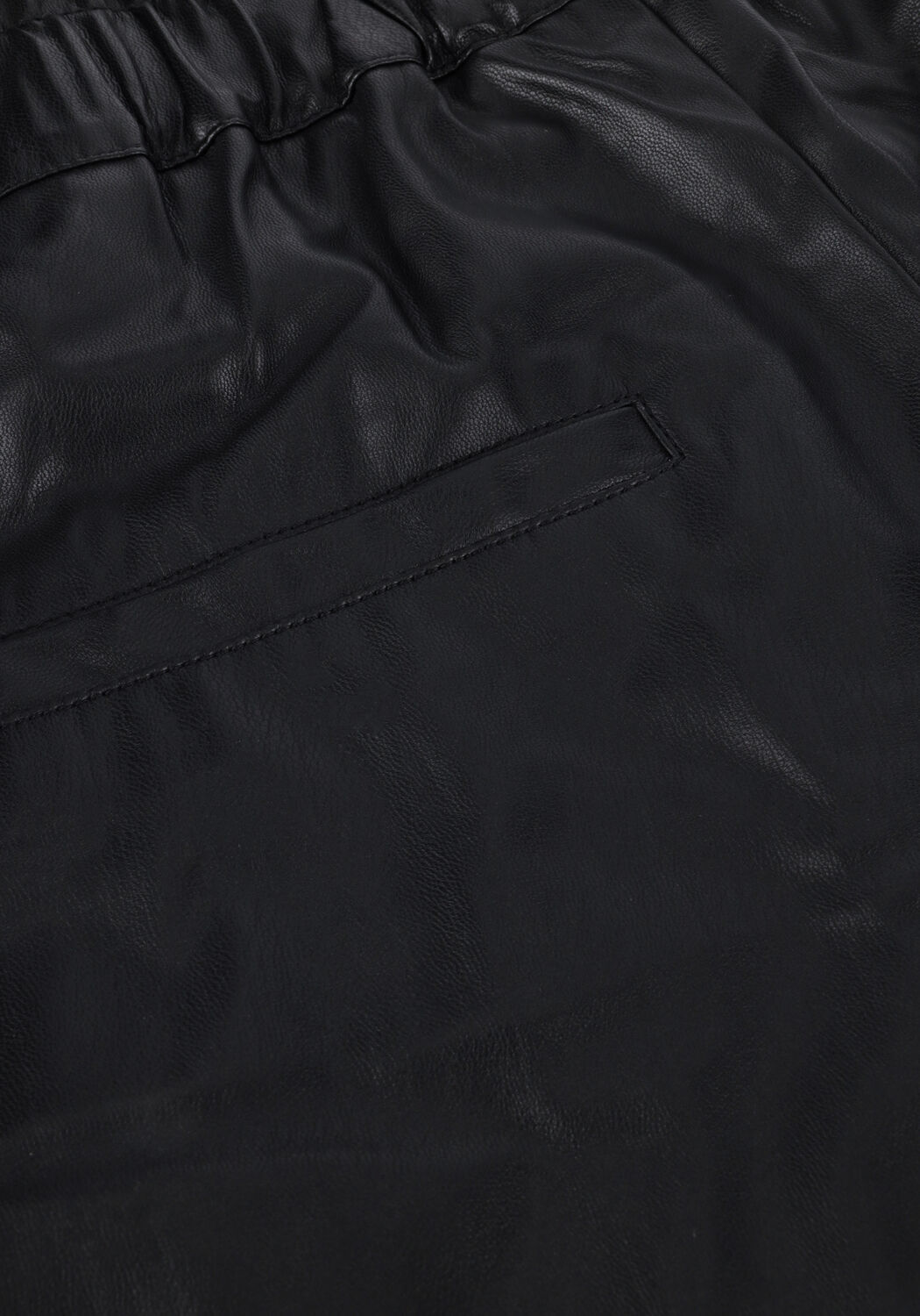 Zwarte KNIT-TED Broeken/jumpsuits ALOIS SHORT - large