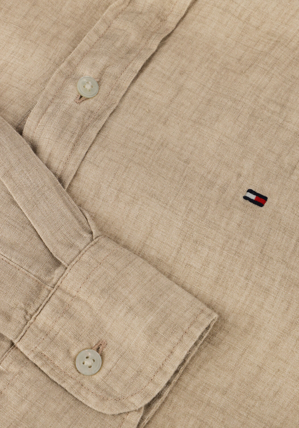 TOMMY HILFIGER Chemise d&eacute;contract&eacute; PIGMENT DYED LI SOLID RF SHIRT en beige - large