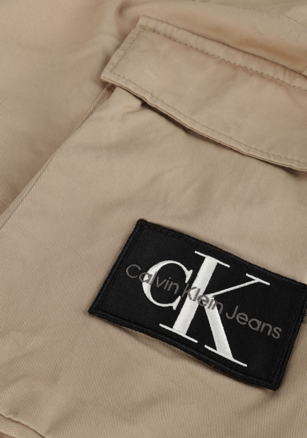 CALVIN KLEIN Pantalon cargo SKINNY WASHED CARGO PANT en taupe - large