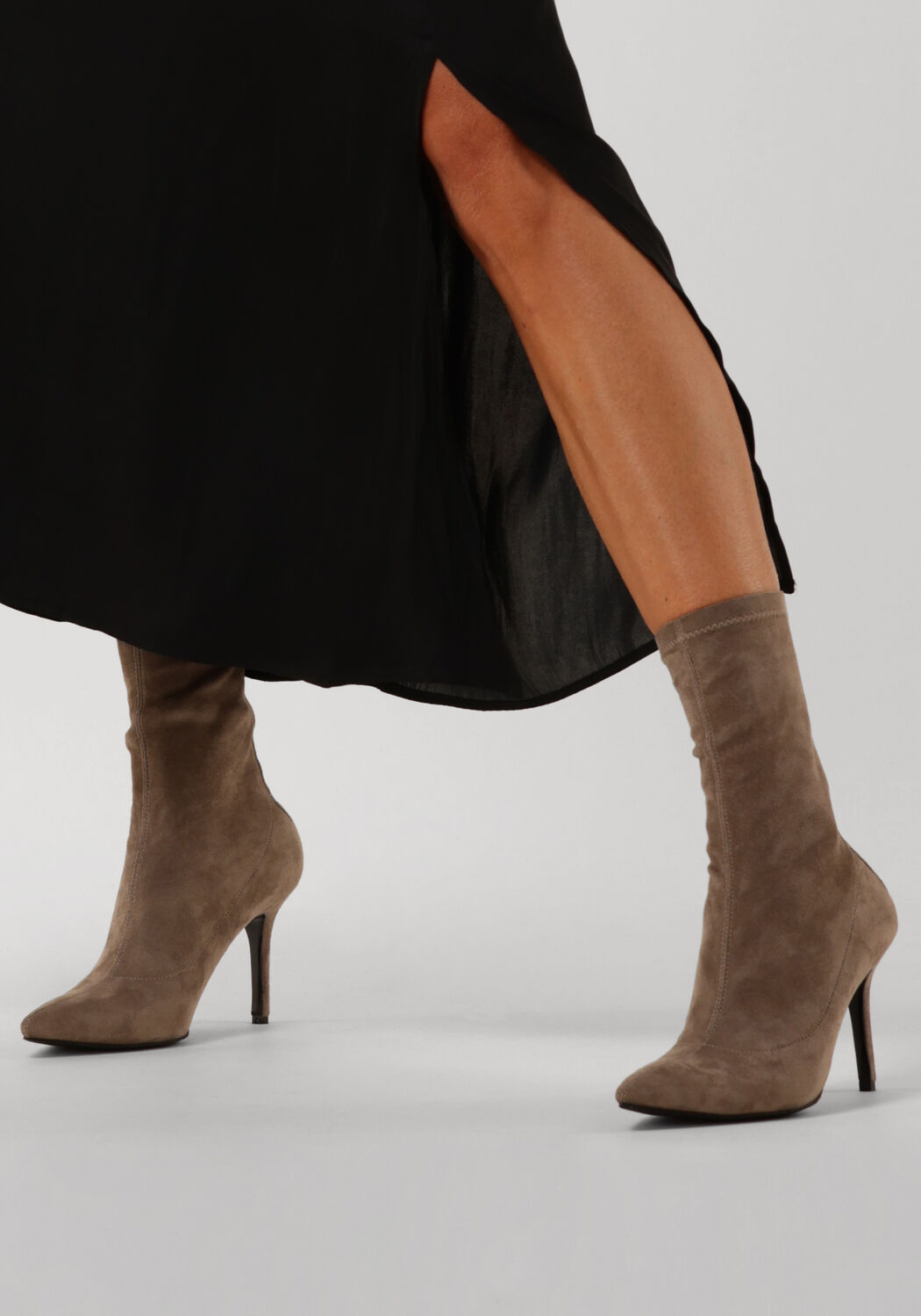 NOTRE-V 101 Bottines en taupe - large