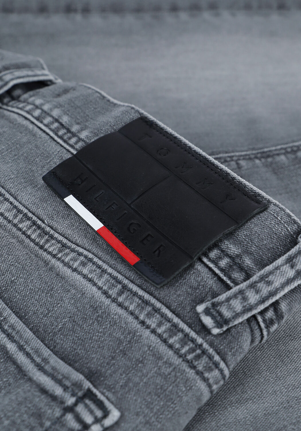 TOMMY HILFIGER Slim fit jeans SLIM BLEECKER SSTR DAWN GREY en gris - large
